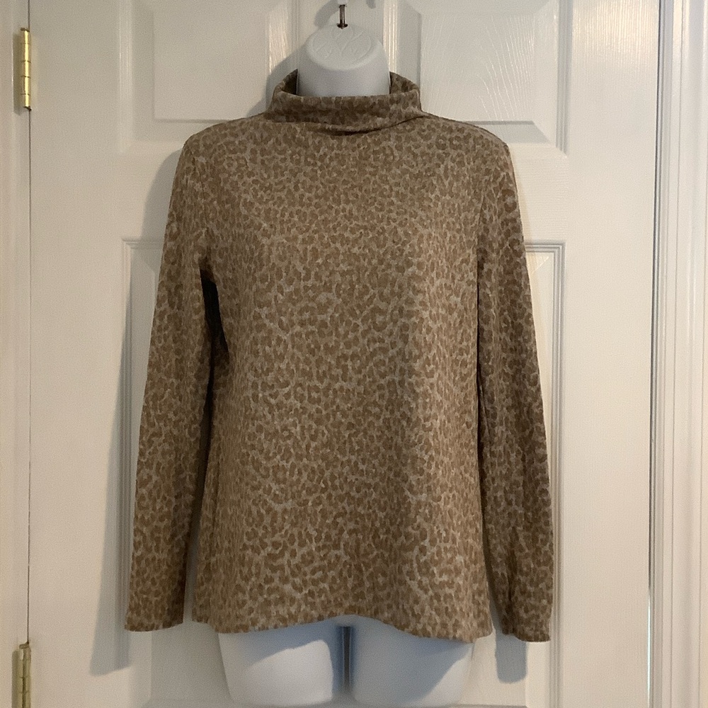 BEACH LUNCH LOUNGE Women’s Tan/Gray Animal Print Lightweight Fall Sweater M